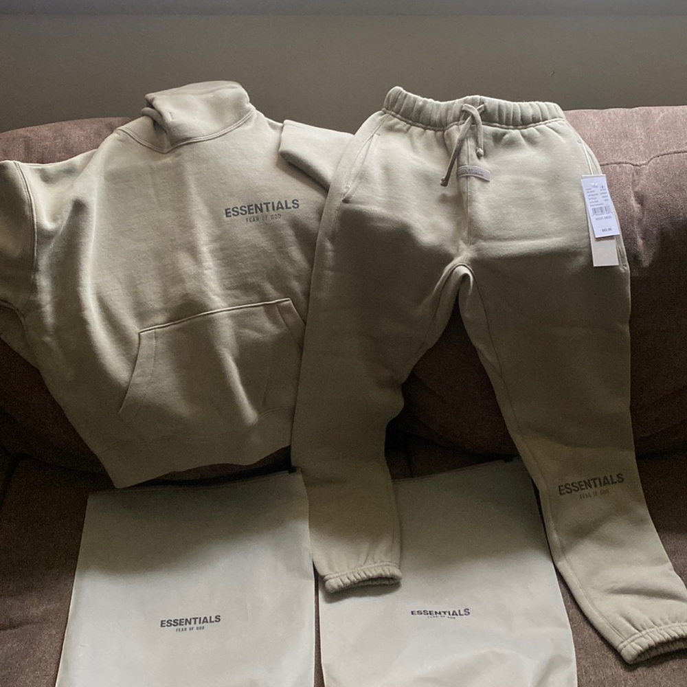Fear Of God Essentials Kids ( Pistachio )